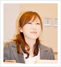 山地 良子 先生